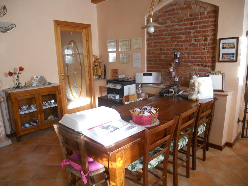 Agriturismo Le Mura Del Gherlo Valeggio sul Mincio Exterior foto