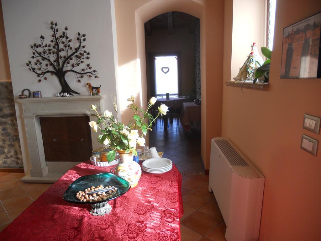 Agriturismo Le Mura Del Gherlo Valeggio sul Mincio Exterior foto
